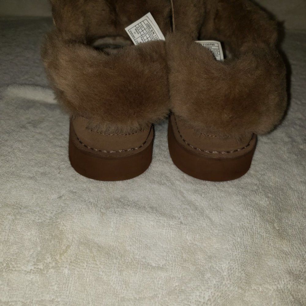 Ugg Boots - image 3